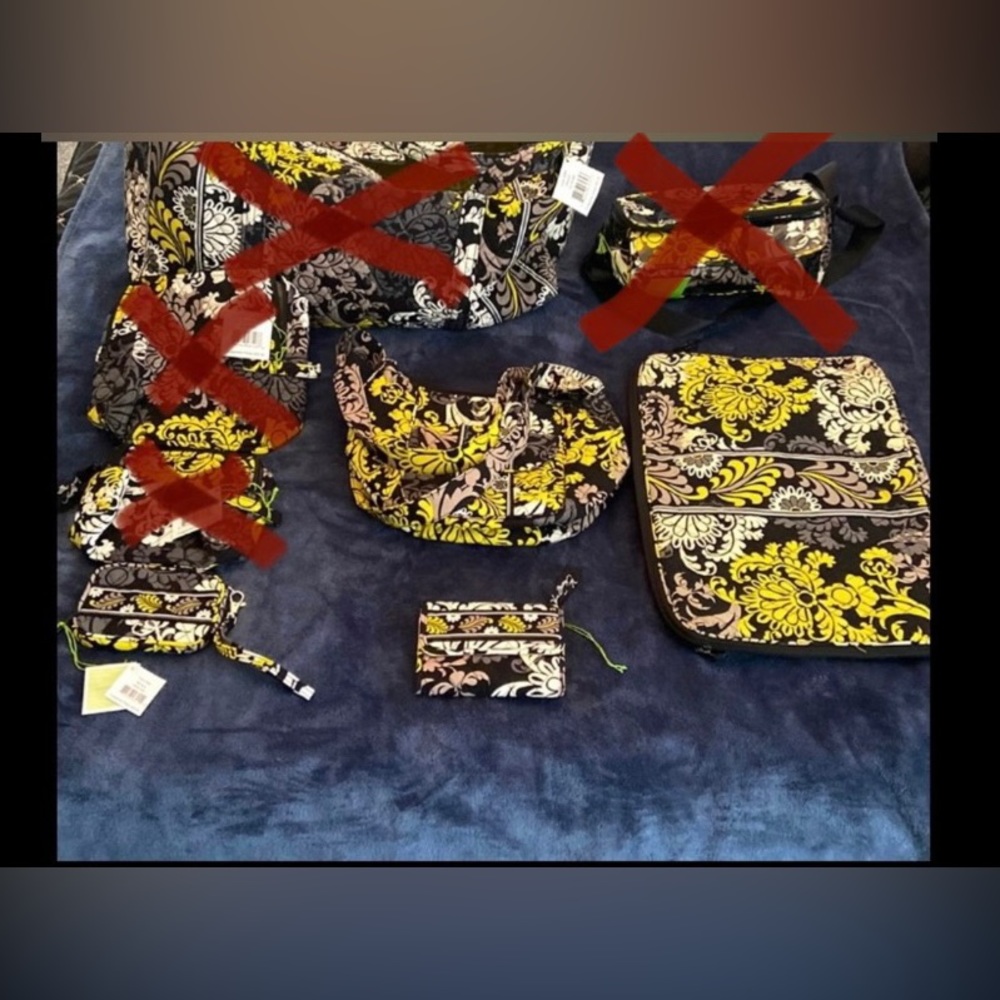Vera Bradley Set Pattern in Baroque 4 Pieces Total